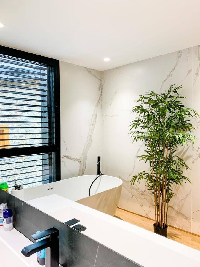 Apartamento Llac Blau Luxury With Jacuzzi *